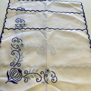 Vintage cloth placemats white with embroidered blue floral and scalloped edge